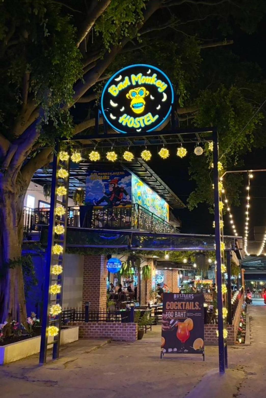 Bad Monkey Samui Hostel Chaweng  Exterior foto